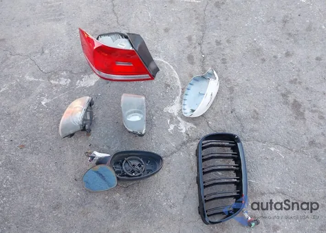 2008 BMW 328I z USA, uszkodzony, nr VIN WBAWV13528P120892